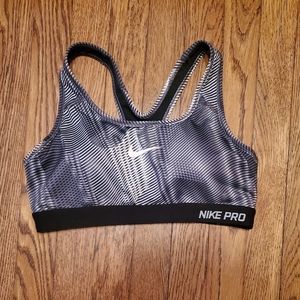 Nike Pro Sports Bra